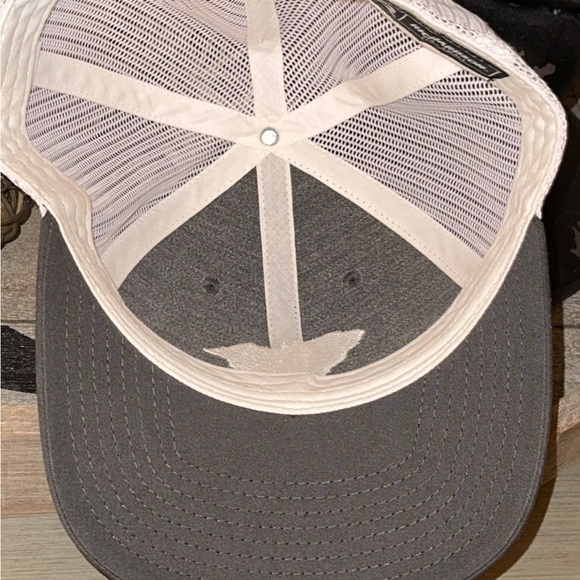 Richardson South Carolina State Men’s Adjustable Trucker Cap/Hat Gray/White Snap - Picture 3 of 4